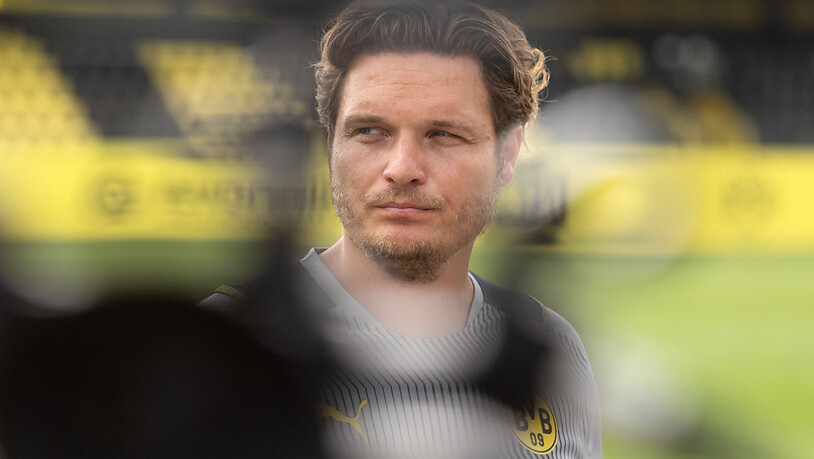 Der zum Cheftrainer beförderte Edin Terzic schielt mit Borussia Dortmund nach einer Transfer-Offensive auf den Thron
