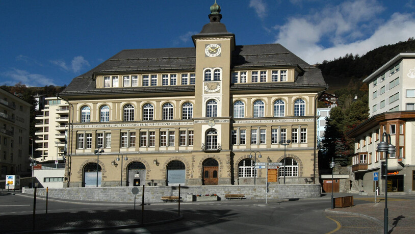Prägend: Das alte Schulhaus in St. Moritz ist am Wochenende auch für Erwachsene zugänglich.