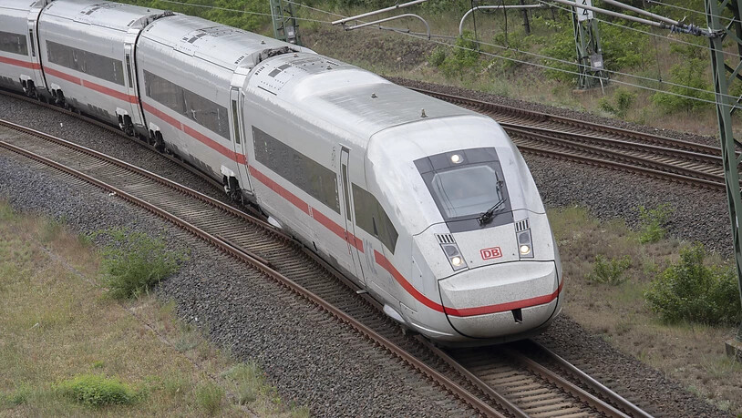 Deutsche Bahn einigt sich mit Gewerkschaft der Lokomotivführer (Symbolbild)