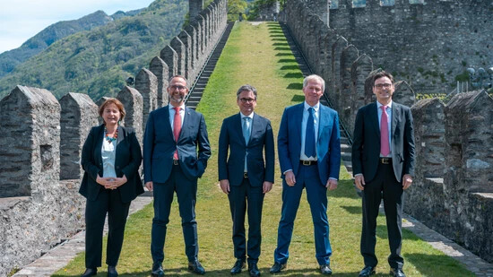 Die aktuelle Tessiner Regierung bestehend aus Marina Carobbio (SP), Norman Gobbi (Lega), Christian Vitta (FDP), Claudio Zali (Lega) und Raffaele De Rosa (Mitte).