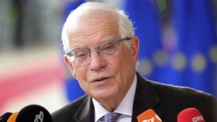Josep Borrell, Hoher Vertreter der EU für Außen- und Sicherheitspolitik, spricht mit Journalisten. Borrell wird nach Angaben aus Teheran im Iran erwartet. Er werde am Abend in der Hauptstadt eintreffen, berichtete die Nachrichtenagentur Isna unter…