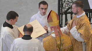 Die Primiz steht bevor: Im November 2023 wurde Bruder Murezi Casanova in Disentis zum Diakon geweiht (Bild) – jetzt folgt die Ordination zum Priester.